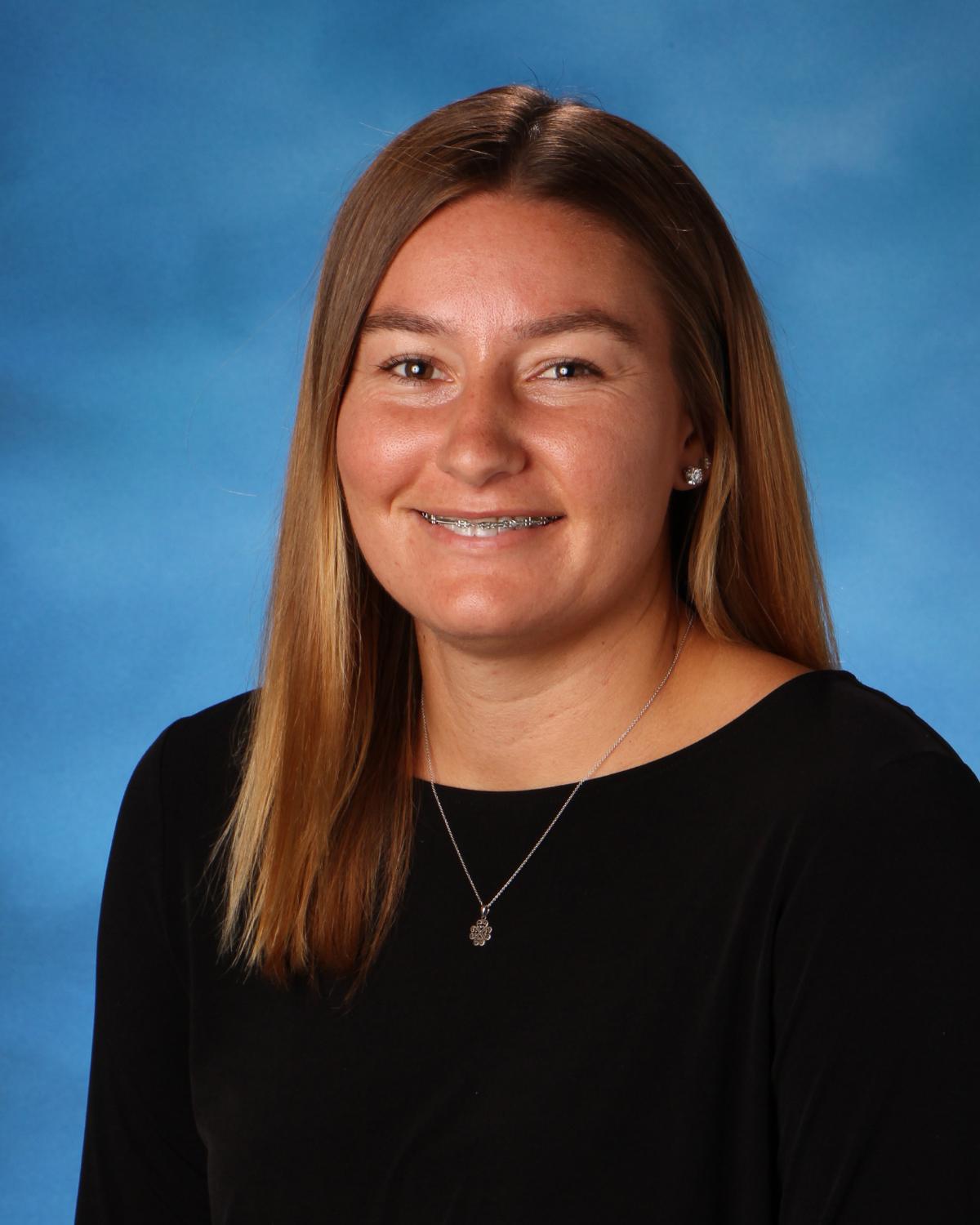 Tagin Schultheis Headshot